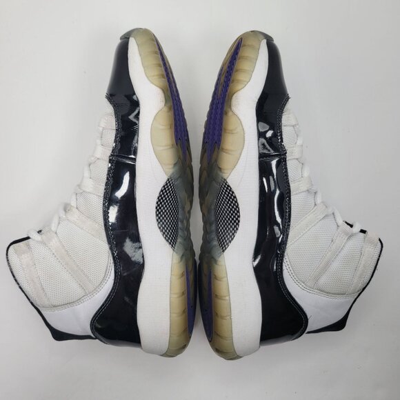Air Jordan 11 Retro Concord Youth Black White Sneakers 378038-100 US Size 6.5Y - Picture 6 of 8